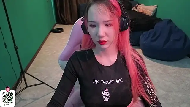 Maya Viola online show from March 10, 5:33 am