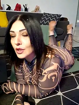 AryaSummersReal online show from April 6, 8:04 am