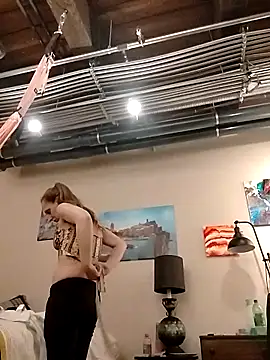 eatmeplease44 online show from April 15, 6:08 pm