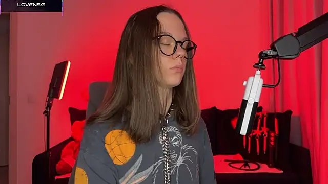 SharkyBaby online show from October 21, 5:06 pm