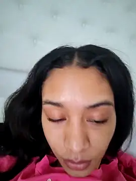 Sarakux online show from January 31, 9:57 pm