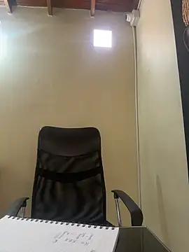 kendall 52 online show from April 7, 4:42 pm