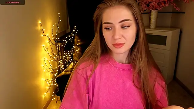 Adelyna Bird online show from June 14, 6:58 am