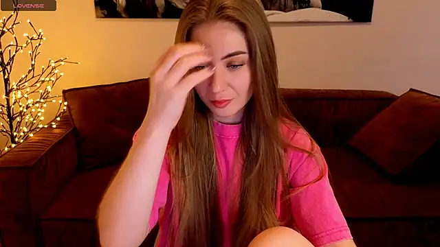 Adelyna Bird online show from July 12, 6:58 am