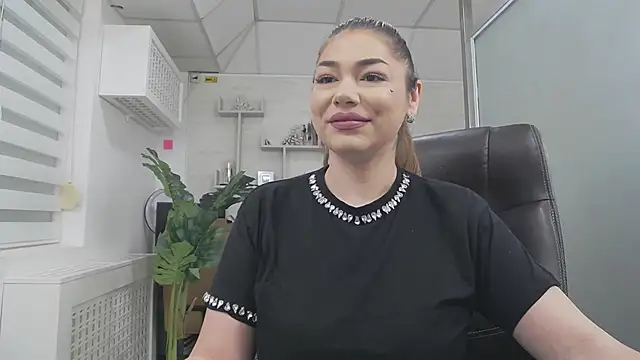 Ella sweety online show from February 23, 7:30 am