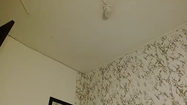 Snapshot of sexychubby___ chatting on October 15, 12:13 am sexychubby    online show from October 15, 12:13 am