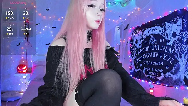 Misty Shadow online show from October 31, 10:36 pm