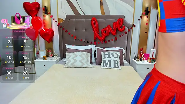 annasimonsj online show from February 25, 12:53 am