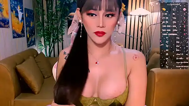 UrSweetKatCakes online show from September 18, 1:48 am