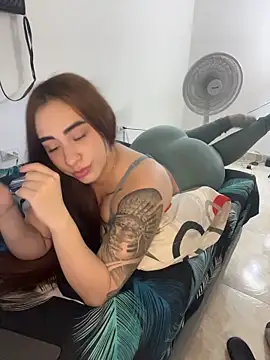 Devora222  online show from November 27, 12:02 am