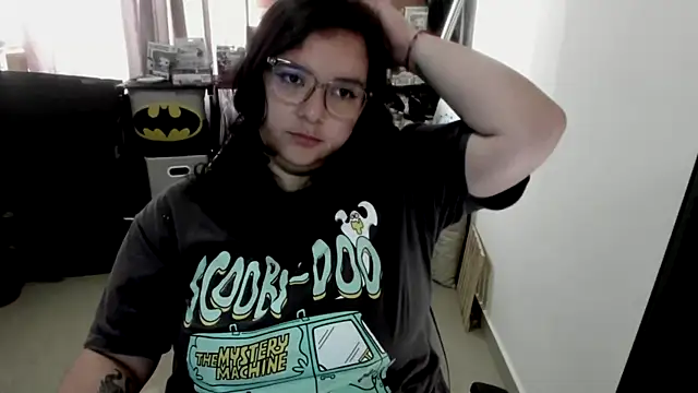 aika-dreams online show from February 4, 1:36 pm