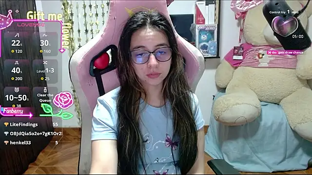 Maggie Fox3 online show from September 21, 3:38 am