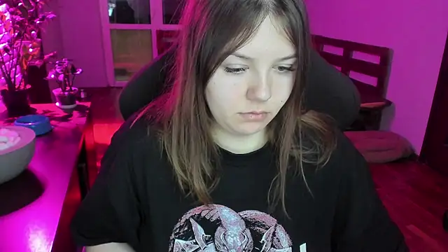 XNirvanaX online show from March 6, 5:02 am