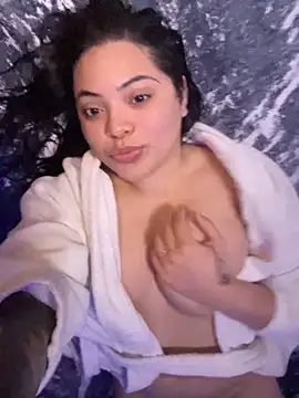 drizzypeach602 online show from December 2, 7:10 am