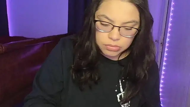 drizzypeach602 online show from October 17, 3:32 am