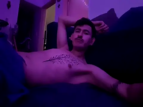 cheekyboyx online show from June 23, 7:28 am