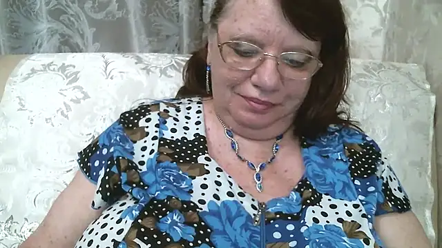 SusanaAhSun online show from August 4, 12:00 pm