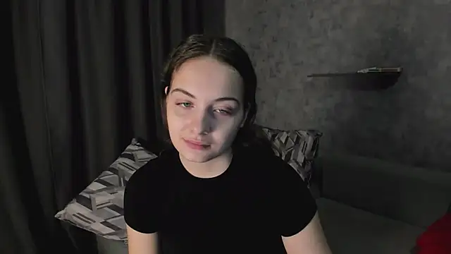 KristinaLoison online show from April 14, 6:19 pm