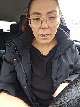 Ellie-L-Elizabeth online show from November 12, 2:26 pm