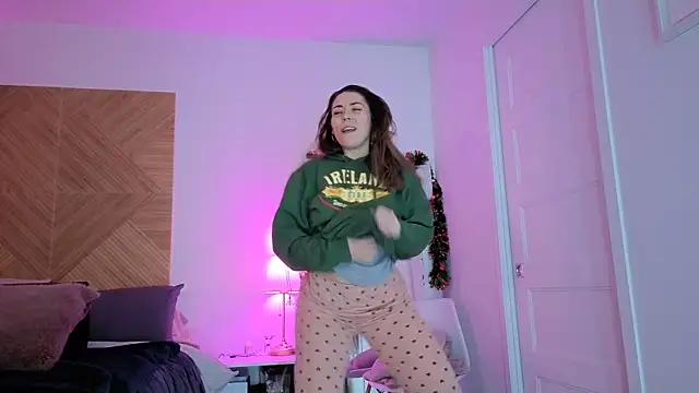 Ellie-L-Elizabeth online show from November 30, 4:49 am