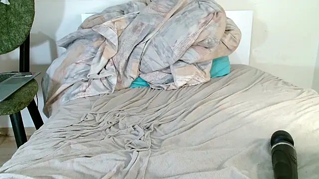 lilzeyyyy online show from February 4, 4:48 am