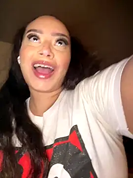 Snapshot of CarmelaAnthony chatting on September 18, 12:04 pm CarmelaAnthony online show from September 18, 12:04 pm