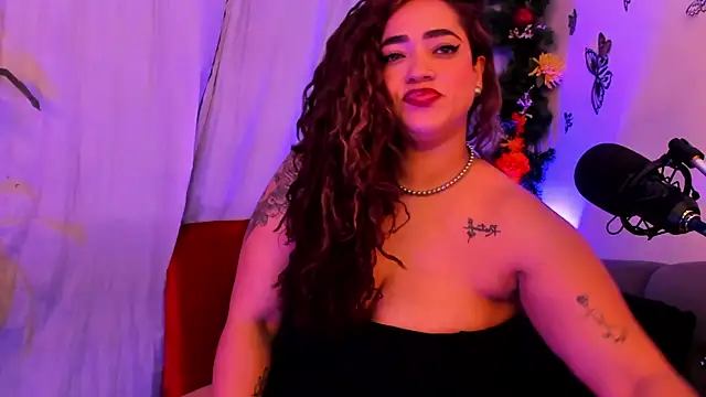 HannaMiillsxh online show from April 9, 1:38 pm