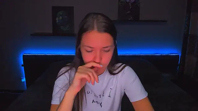 AlexaBarkley online show from November 7, 1:11 am