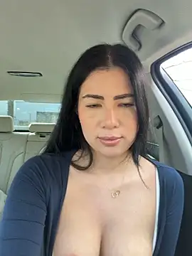 clairewntr online show from February 28, 10:25 am