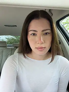clairewntr online show from May 12, 4:13 pm