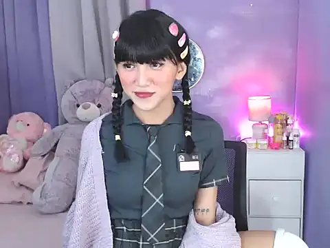 urlovelyfreya online show from September 12, 4:47 pm