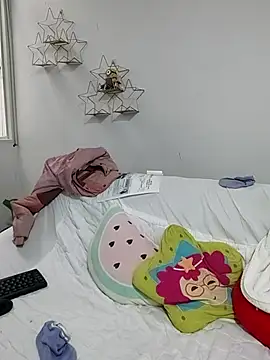 aisha latina online show from February 18, 3:55 pm