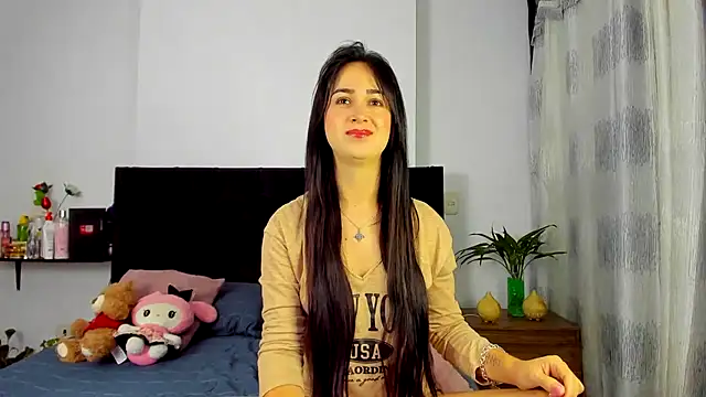 AndreaStivens online show from January 13, 10:30 am