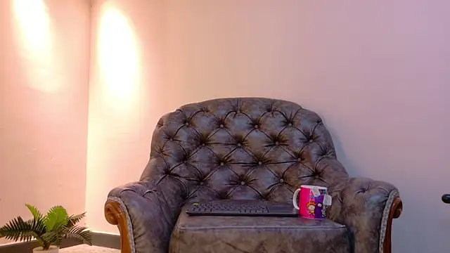 niky smit online show from October 3, 10:42 am