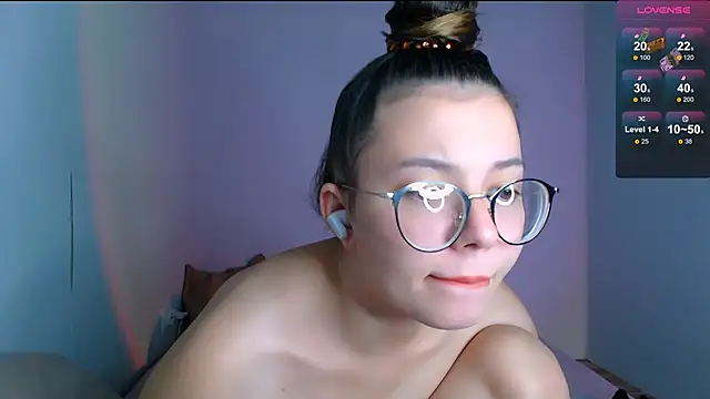 Snapshot of bbycolada chatting on September 16, 11:18 am bbycolada online show from September 16, 11:18 am