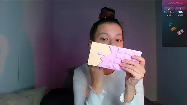 Snapshot of bbycolada chatting on October 12, 12:13 am bbycolada online show from October 12, 12:13 am