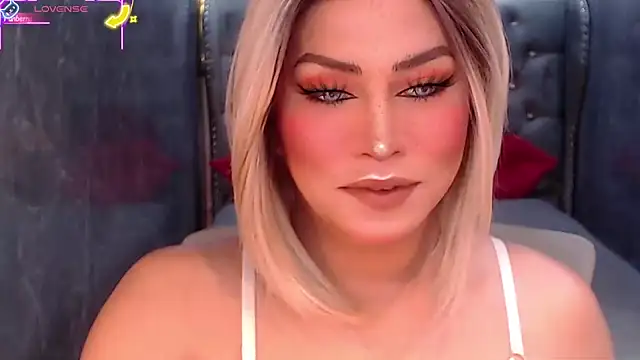 Snapshot of FUCKDOLL_Giamoore chatting on September 22, 6:39 pm FUCKDOLL Giamoore online show from September 22, 6:39 pm