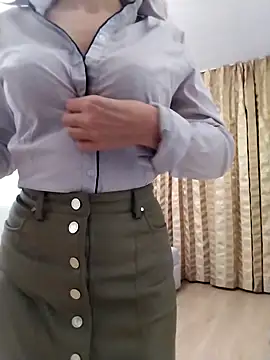 baby sweet girl  online show from November 2, 9:40 pm