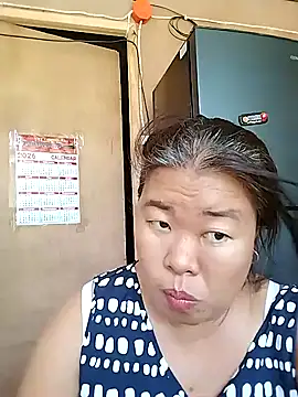 Lovelywoman43 online show from April 8, 2:57 am