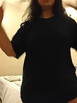 Susannemilf online show from April 6, 4:01 am