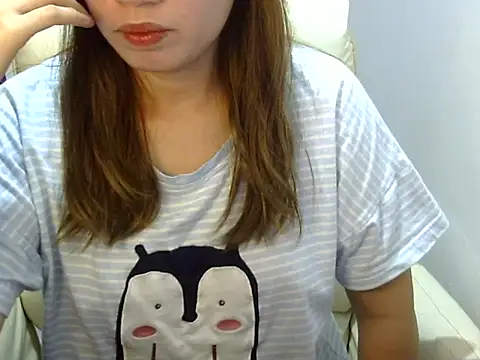 Snapshot of ___zurIII09_ chatting on October 22, 9:47 am zurIII09 online show from October 22, 9:47 am