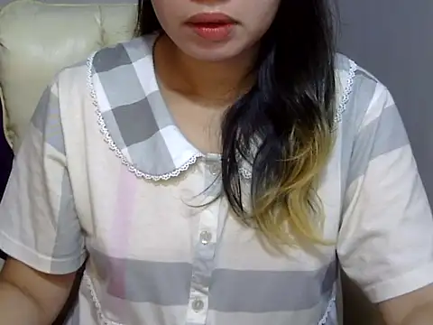Snapshot of ___zurIII09_ chatting on October 8, 6:45 pm zurIII09 online show from October 8, 6:45 pm