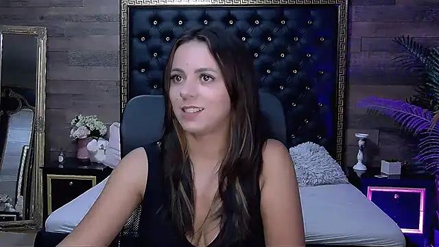 PlayfulElla online show from September 17, 10:46 am