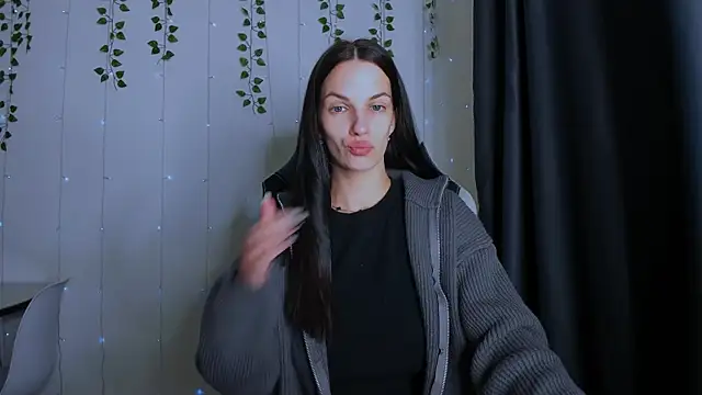 KarlaSim online show from October 7, 4:33 pm