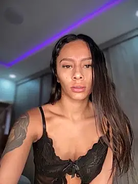 karlyn angels online show from November 11, 8:06 pm