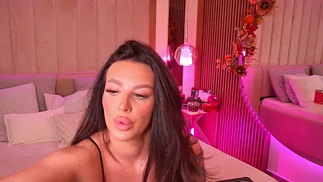 Snapshot of kaya_b chatting on October 13, 7:38 pm kaya b online show from October 13, 7:38 pm
