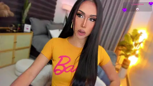 yourbabygoddess online show from July 29, 5:29 am