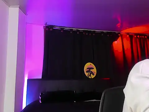 lia minami online show from April 19, 3:39 am