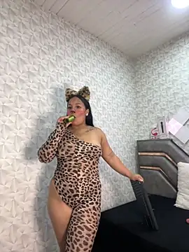 EmilyQueen3x online show from October 11, 3:59 pm