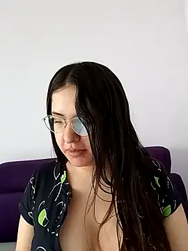 MiaLaurenzz online show from October 19, 8:44 pm